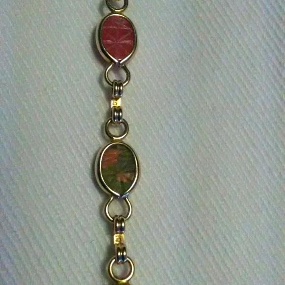 VINTAGE CARLA BEAUTIFUL 14 KT GOLD LINK BRACELET W DIFF. CARVED SCARAB GEMS 7" - Picture 4 of 12